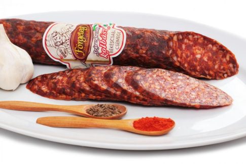 Förgeteg Csípős Békéscsabai Vastag kolbász (6852 Ft/kg)